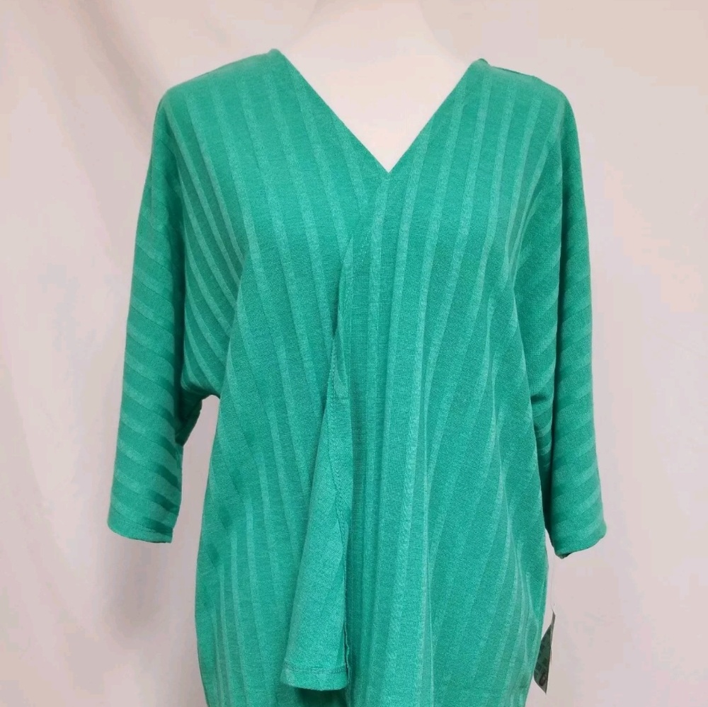 NWT new Lularoe Magical Lindsay size Large (14-24)